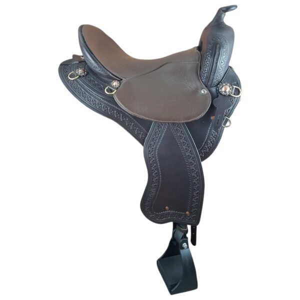 Adjustable saddle fit icon with horse and saddle