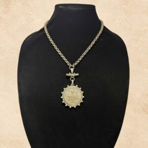 Handmade dark chain necklace with detailed silver horse pendant